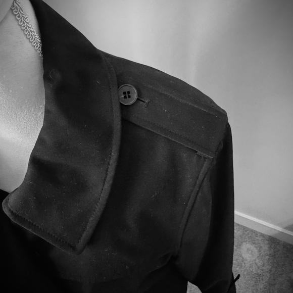 London Fog Women’s Classic Double-Breasted Black Trench Coat - Picture 5 of 12